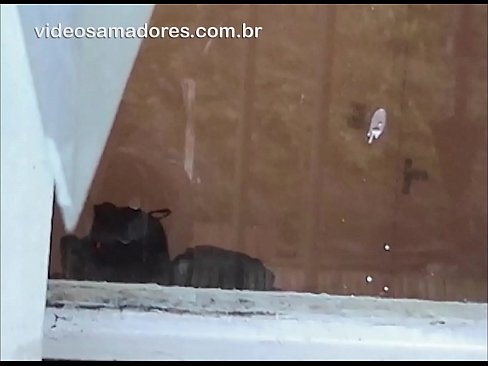 ❤️ Home cachondo mirando á súa moza con outro mozo, gravando un vídeo de carallo sen molestar á parella Vídeo porno na pornografía gl.sexygirlspics.ru ﹏