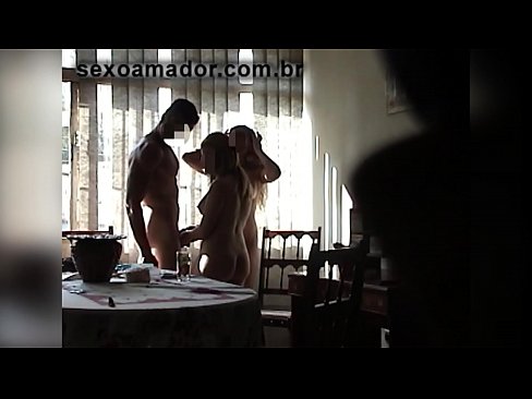 ❤️ Os amigos sexuais invitan a un home xigante e a un trío con el Vídeo porno na pornografía gl.sexygirlspics.ru ﹏