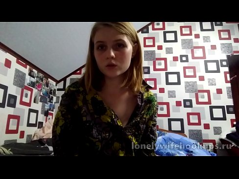 ❤️ A moza estudante rubia de Rusia gústanlle os pollos máis grandes. Vídeo porno na pornografía gl.sexygirlspics.ru ﹏
