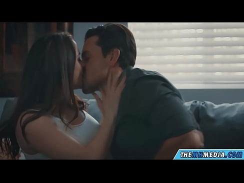 ❤️ Sexo romántico cunha boa nai tetona Vídeo porno na pornografía gl.sexygirlspics.ru ﹏